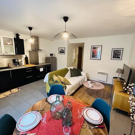 Doyen 1 Proche Centre Апартаменты *