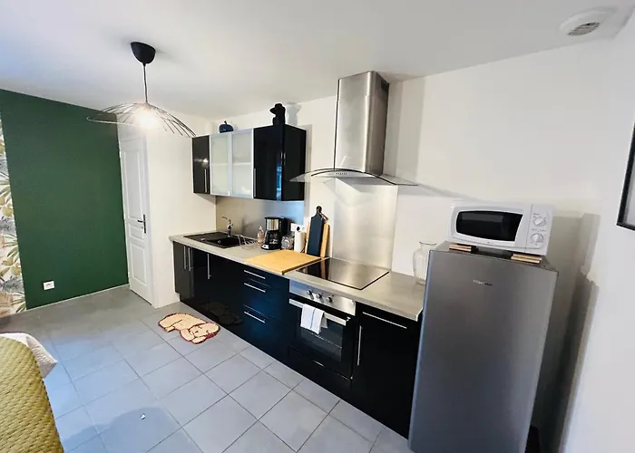 Doyen 1 Proche Centre *